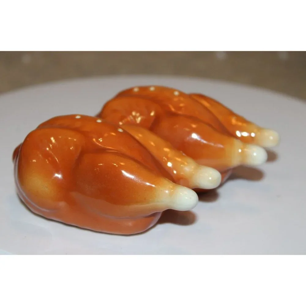Salt & Pepper Shakers - Roast Chicken made in Mexico